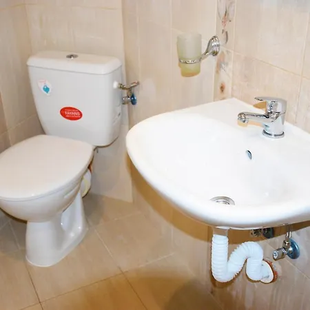 منزل للإقامة Asi ابزور